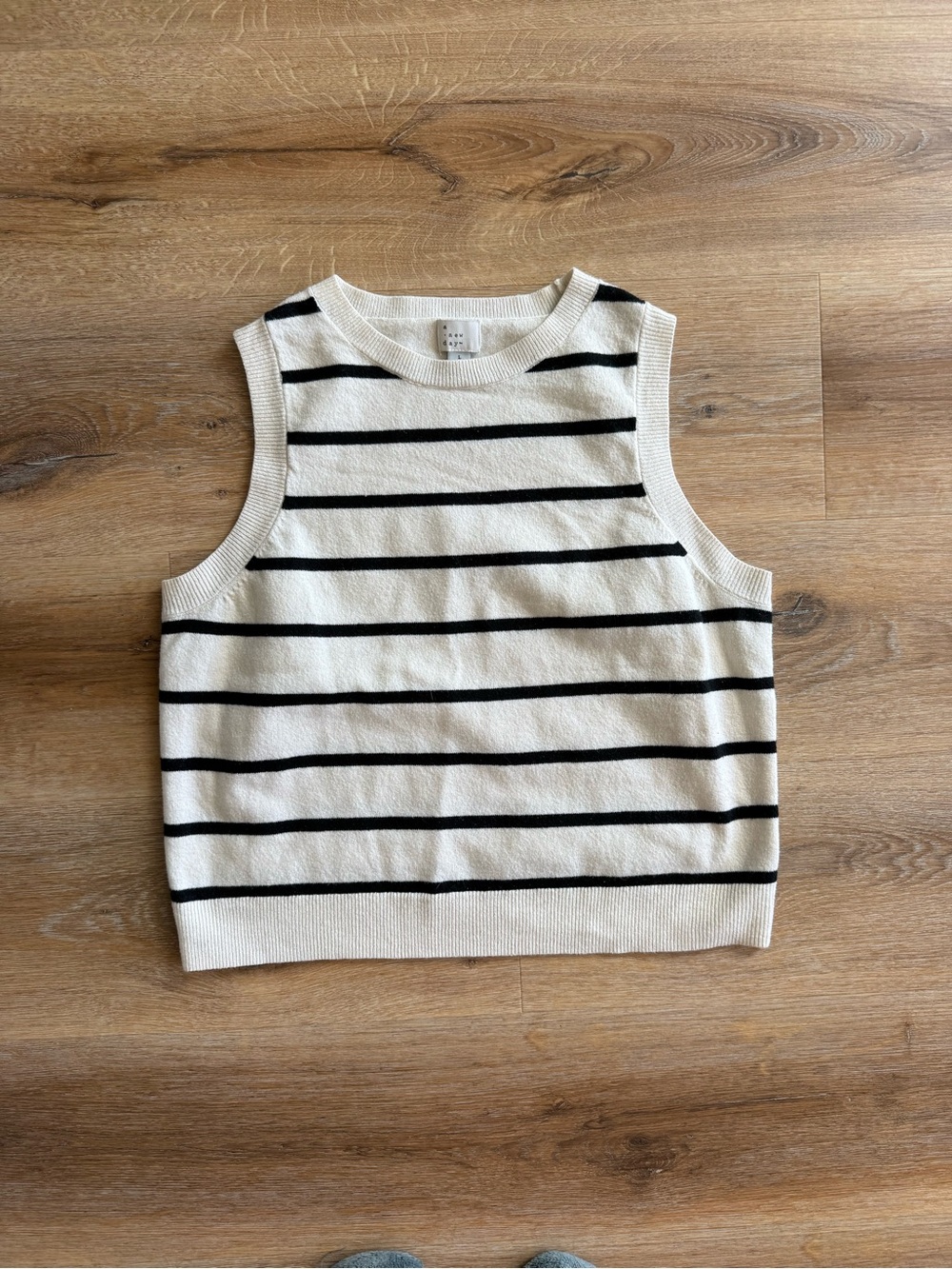 Striped Knit sleeveless sweater